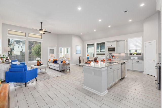 107 Yellow Perch Way, Conroe, TX 77318