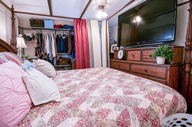 627 Francis Street, South Haven, MI 49090