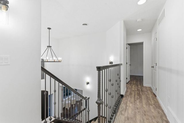 5821 N Del Rey Dr, Otis Orchards, WA 99027