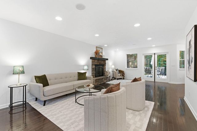 5821 N Del Rey Dr, Otis Orchards, WA 99027