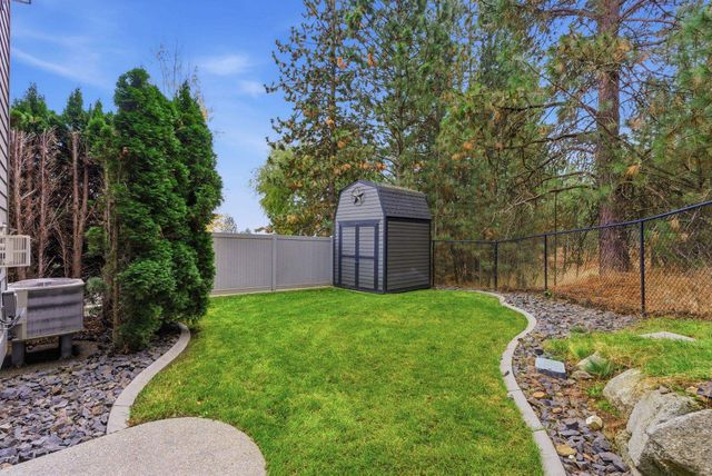 5821 N Del Rey Dr, Otis Orchards, WA 99027