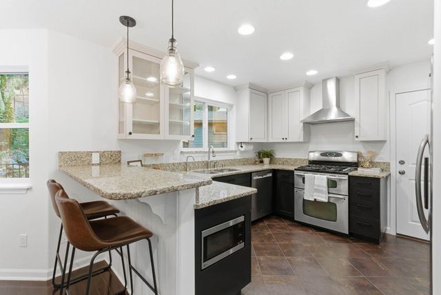 5821 N Del Rey Dr, Otis Orchards, WA 99027