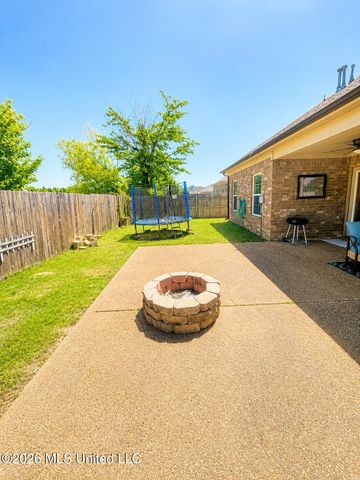 1436 N Arbor Lake Drive, Horn Lake, MS 38637