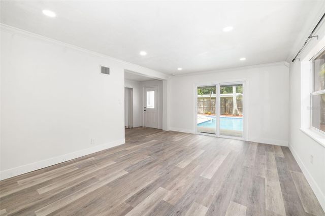 5384 56TH AVENUE N, St Petersburg, FL 33709