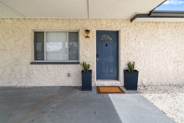 5384 56TH AVENUE N, St Petersburg, FL 33709