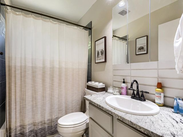 9831 W 105th Ave, Broomfield, CO 80021