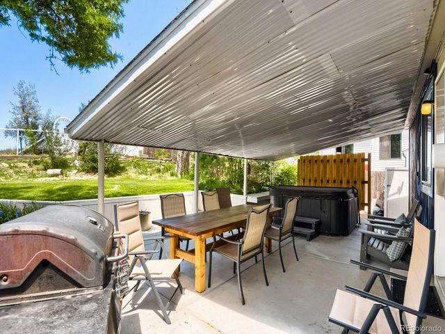 9831 W 105th Ave, Broomfield, CO 80021