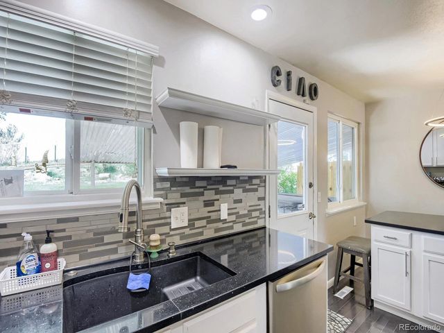 9831 W 105th Ave, Broomfield, CO 80021