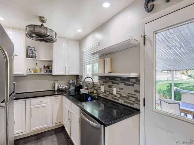 9831 W 105th Ave, Broomfield, CO 80021