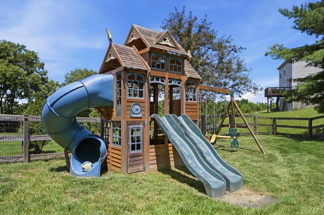 92 Belmont Court, Florence, KY 41042