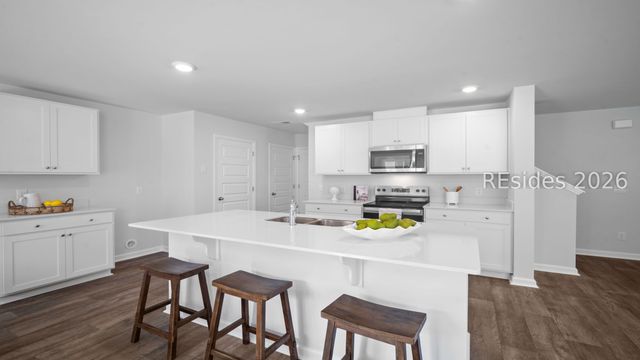 74 Bottom Board Ct, Ridgeland, SC 29936