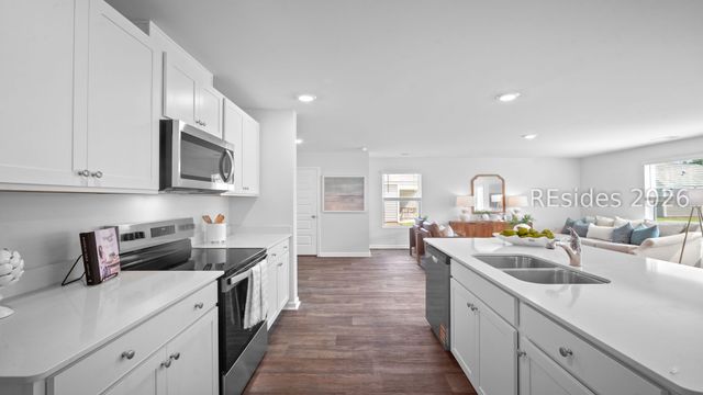 74 Bottom Board Ct, Ridgeland, SC 29936