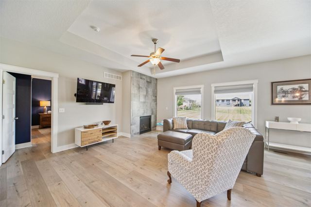 1757 NW 72nd Place, Ankeny, IA 50023