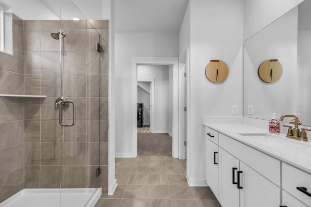 635 Snap Dragon Ln, Hendersonville, TN 37075