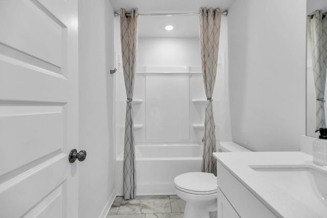 635 Snap Dragon Ln, Hendersonville, TN 37075