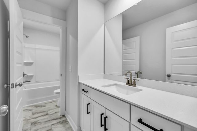 635 Snap Dragon Ln, Hendersonville, TN 37075