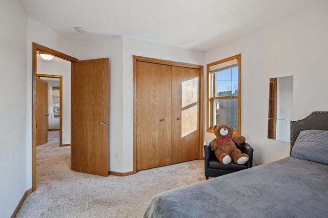 1218 25th Avenue N, Minneapolis, MN 55411