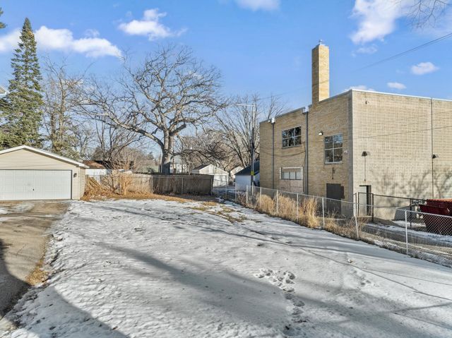 1218 25th Avenue N, Minneapolis, MN 55411