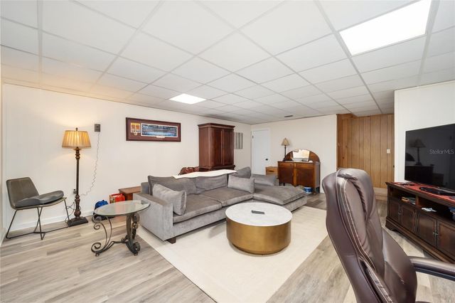 1731 SE CLATTER BRIDGE ROAD, Ocala, FL 34471