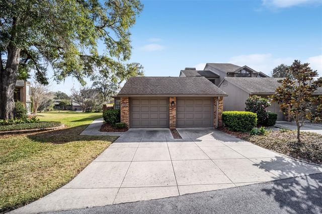 1731 SE CLATTER BRIDGE ROAD, Ocala, FL 34471
