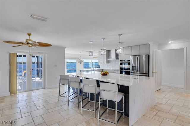 11787 Island AVE, Matlacha, FL 33993