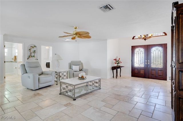 11787 Island AVE, Matlacha, FL 33993