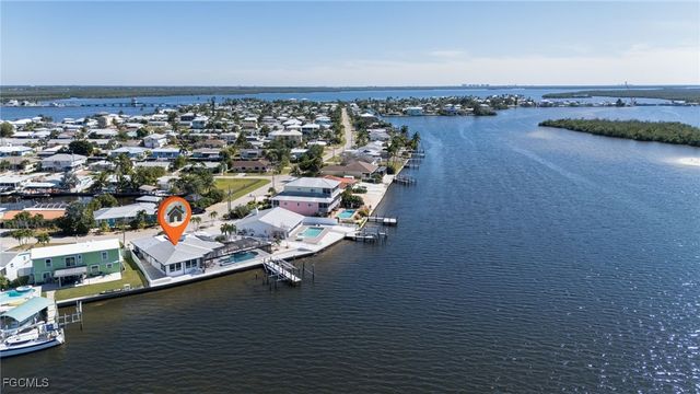 11787 Island AVE, Matlacha, FL 33993