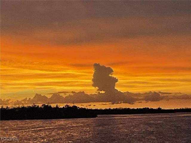 11787 Island AVE, Matlacha, FL 33993