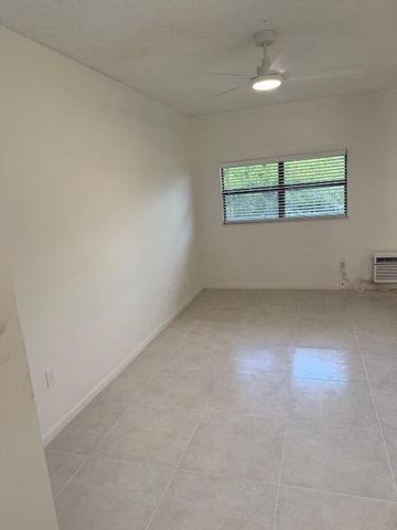 2301 NE 16th Street, Pompano Beach, FL 33062