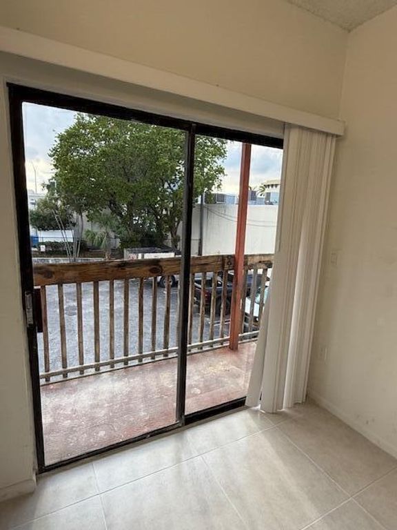 2301 NE 16th Street, Pompano Beach, FL 33062
