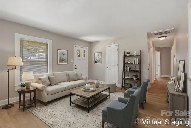 4706 Brooktree Drive, Charlotte, NC 28208