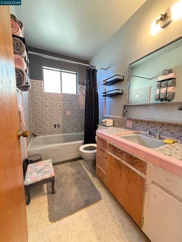 6635 ARLINGTON BLVD, Richmond, CA 94805
