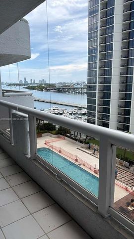 1717 N Bayshore Dr A-1742, Miami, FL 33132