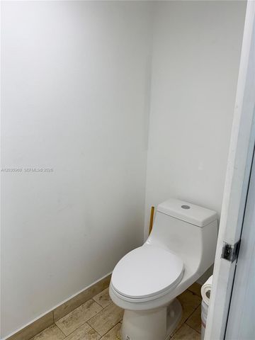 1717 N Bayshore Dr A-1742, Miami, FL 33132