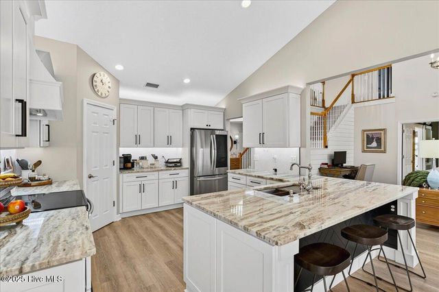 14 Calabash Lakes Boulevard, Calabash, NC 28467