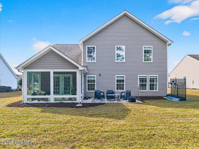 14 Calabash Lakes Boulevard, Calabash, NC 28467
