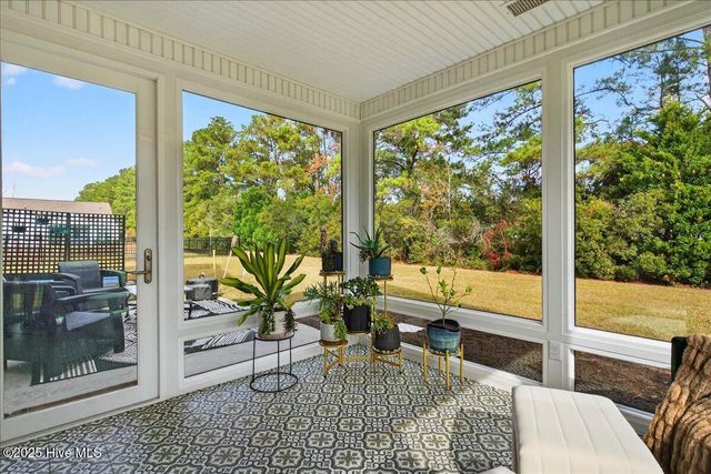 14 Calabash Lakes Boulevard, Calabash, NC 28467