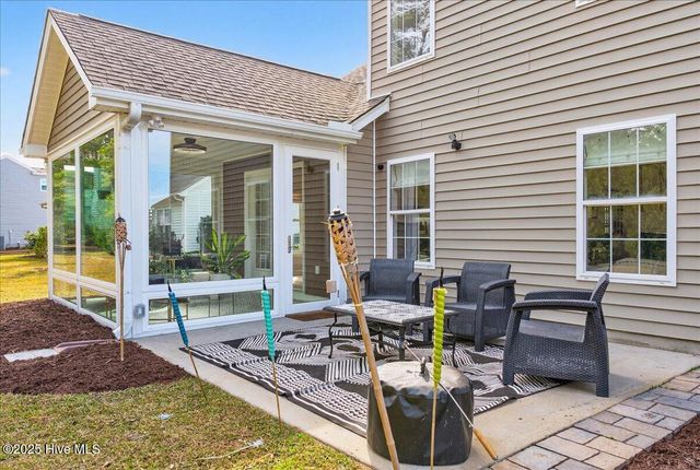 14 Calabash Lakes Boulevard, Calabash, NC 28467