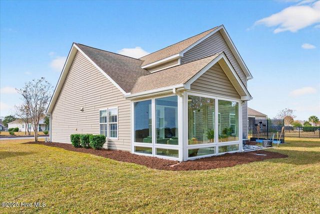 14 Calabash Lakes Boulevard, Calabash, NC 28467