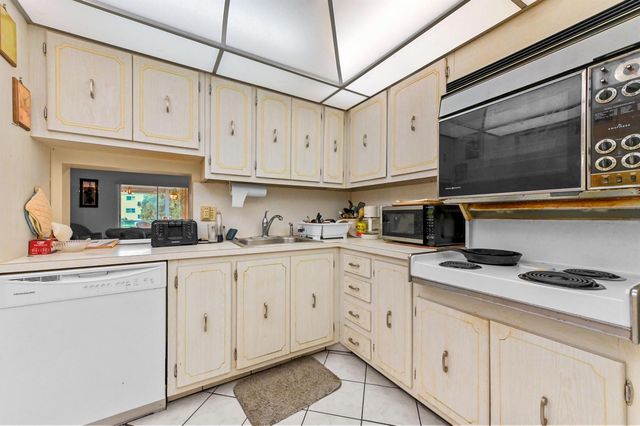 2615 NE 3rd Court 3170, Boynton Beach, FL 33435