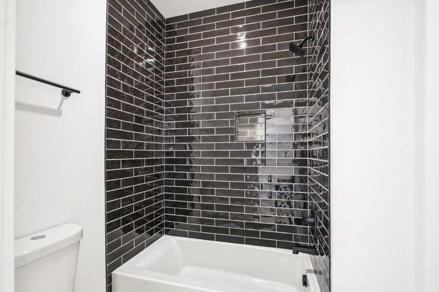 2211 18th Ave, N, Nashville, TN 37208