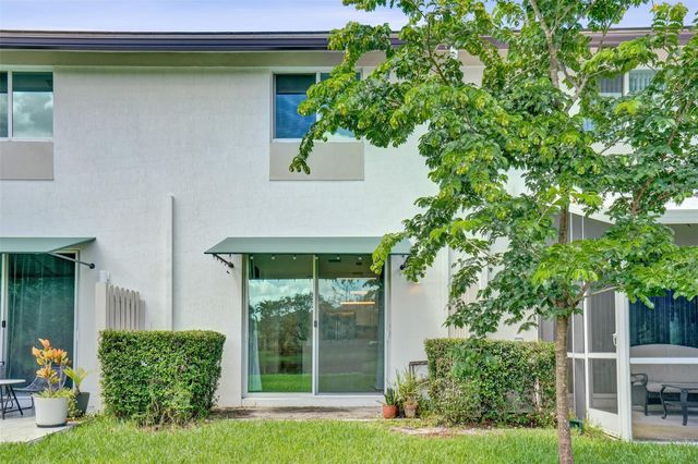 4748 SW 63rd Terrace, Davie, FL 33314