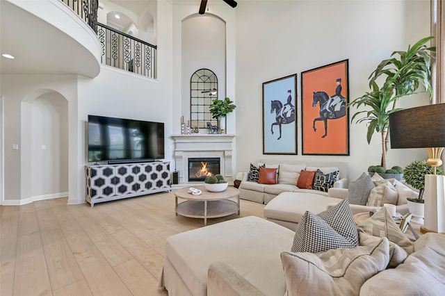 2204 Stillhouse Hollow Lane, Friendswood, TX 77546