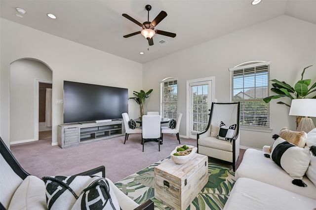 2204 Stillhouse Hollow Lane, Friendswood, TX 77546