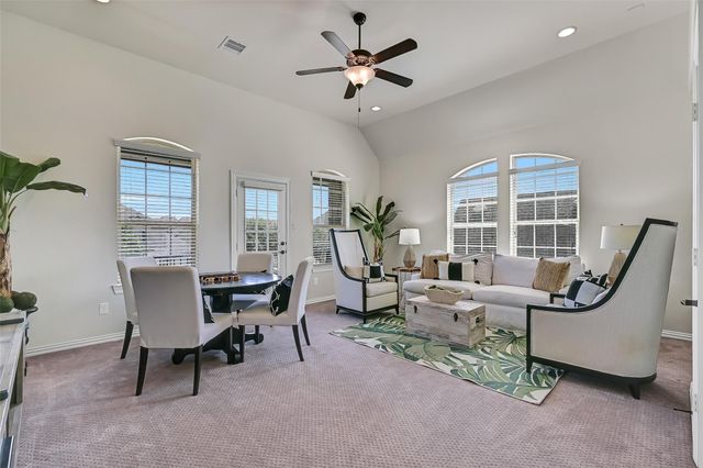 2204 Stillhouse Hollow Lane, Friendswood, TX 77546