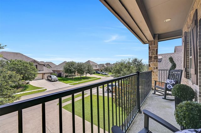 2204 Stillhouse Hollow Lane, Friendswood, TX 77546