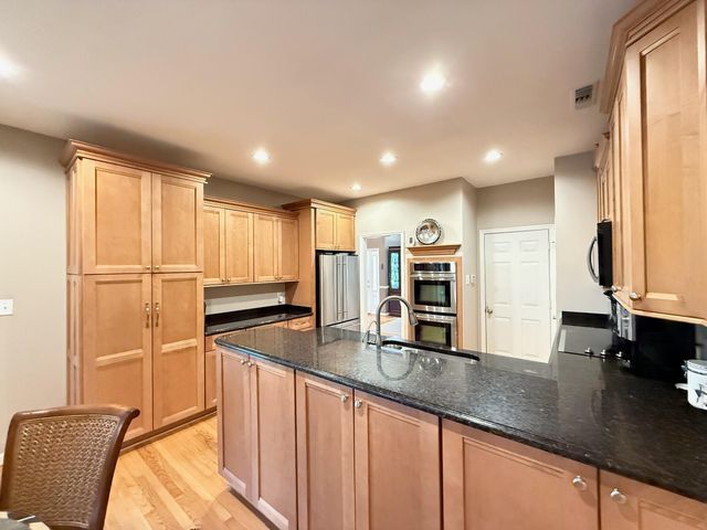 213 Ashmont Drive, Wando, SC 29492