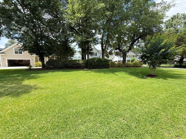 213 Ashmont Drive, Wando, SC 29492