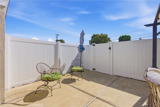 2400 Elden 32, Costa Mesa, CA 92627