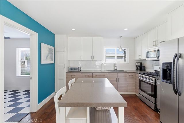 2400 Elden 32, Costa Mesa, CA 92627